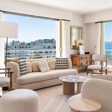 Cozystay Exceptional Sea View Floor Terrace & Garage Lejlighed *