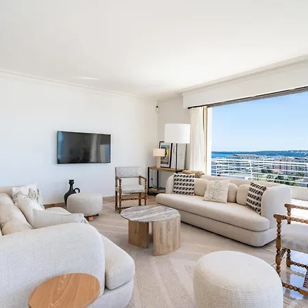 Cozystay Exceptional Sea View Floor Terrace & Garage Lejlighed