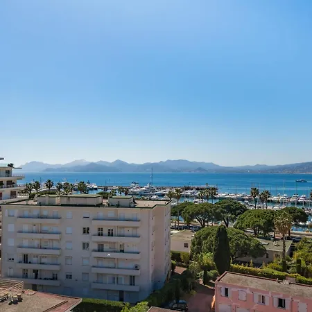 Lejlighed Cozystay Exceptional Sea View Floor Terrace & Garage